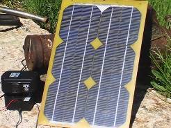 Портативная солнечная батарея для ноутбука.